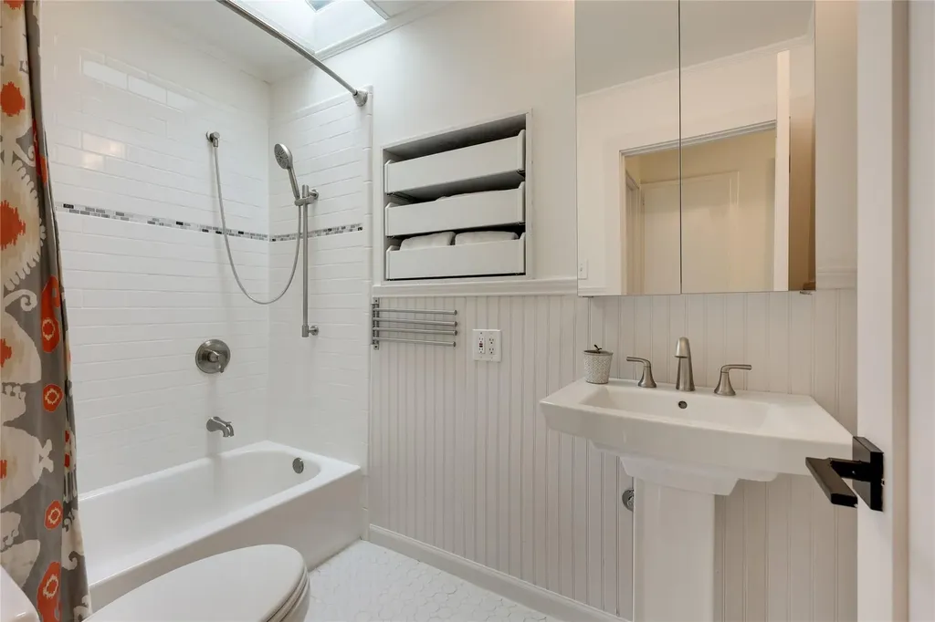1703 Fawn Drive Austin TX 78741