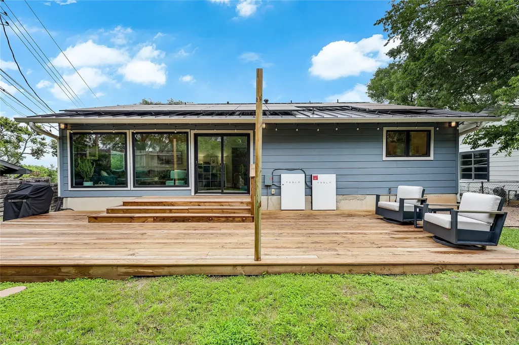 1703 Fawn Drive Austin TX 78741