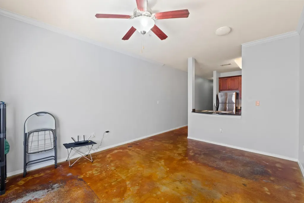 910 W 25th Street Austin TX 78705