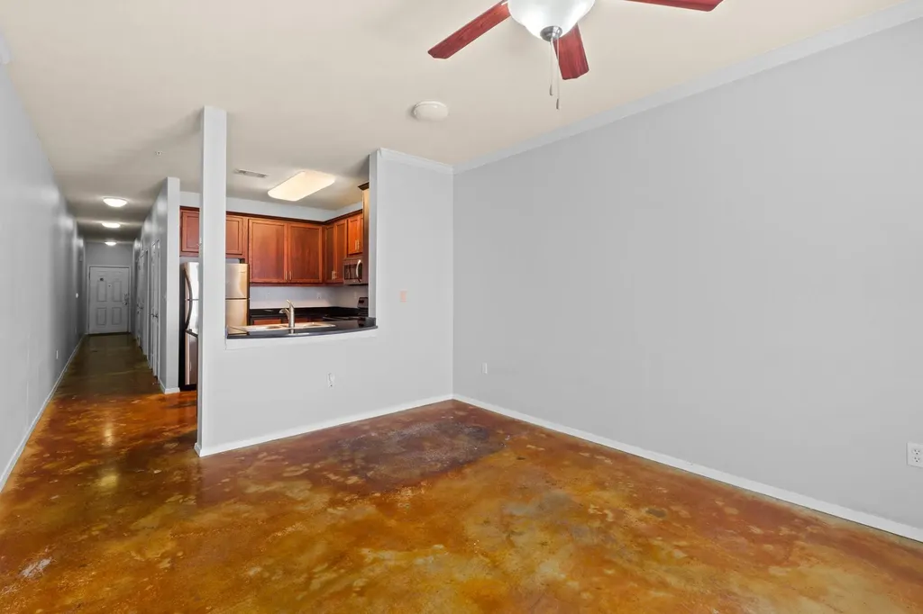910 W 25th Street Austin TX 78705
