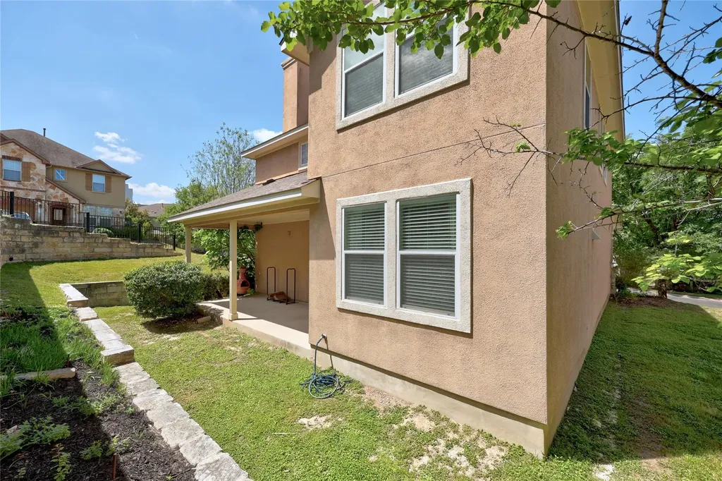 23 Stone Terrace Drive Austin TX 78734