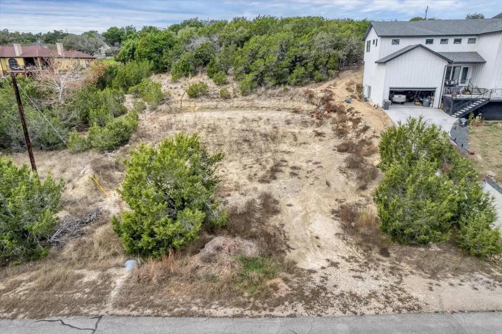 312 Alloway Drive Spicewood TX 78669