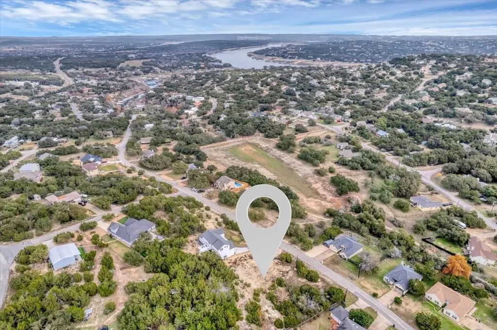 312 Alloway Drive Spicewood TX 78669