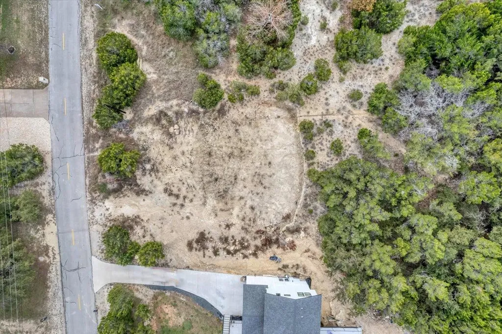 312 Alloway Drive Spicewood TX 78669