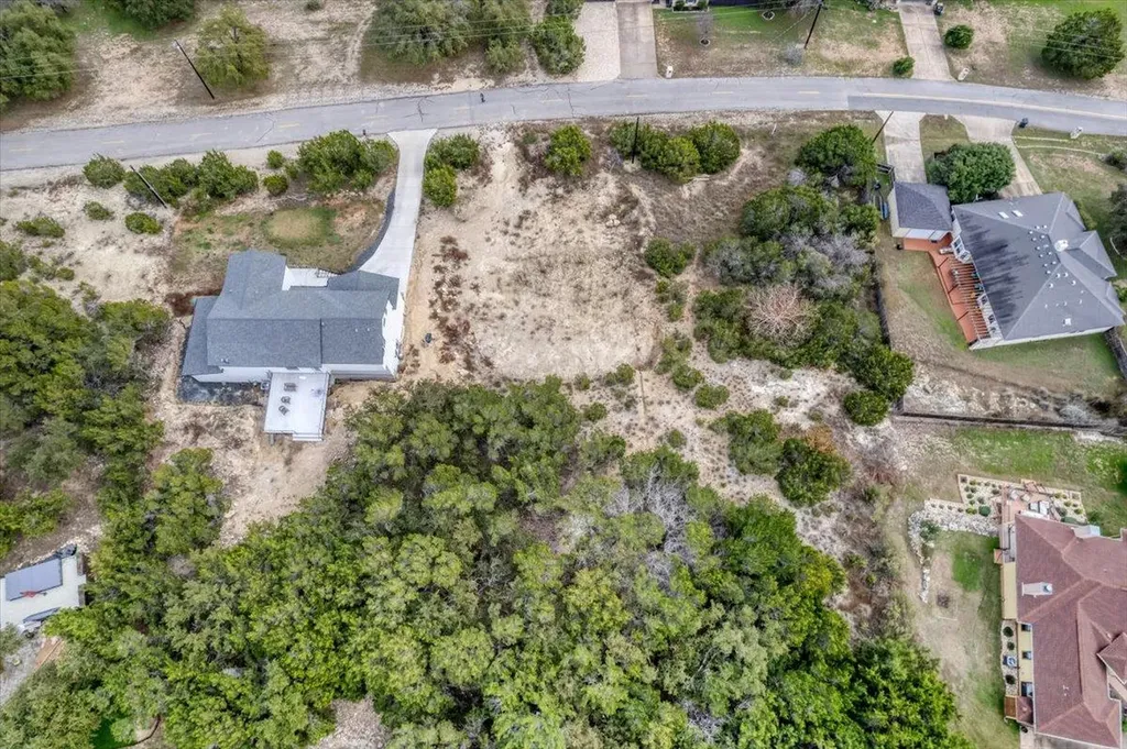 312 Alloway Drive Spicewood TX 78669