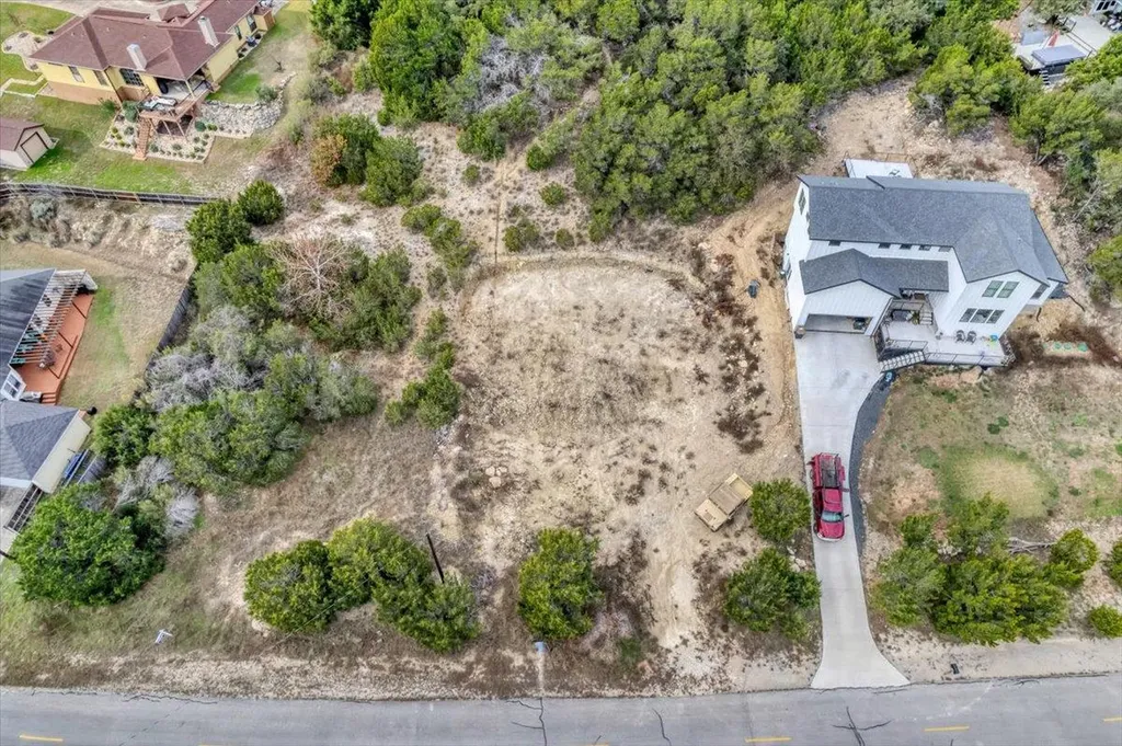 312 Alloway Drive Spicewood TX 78669