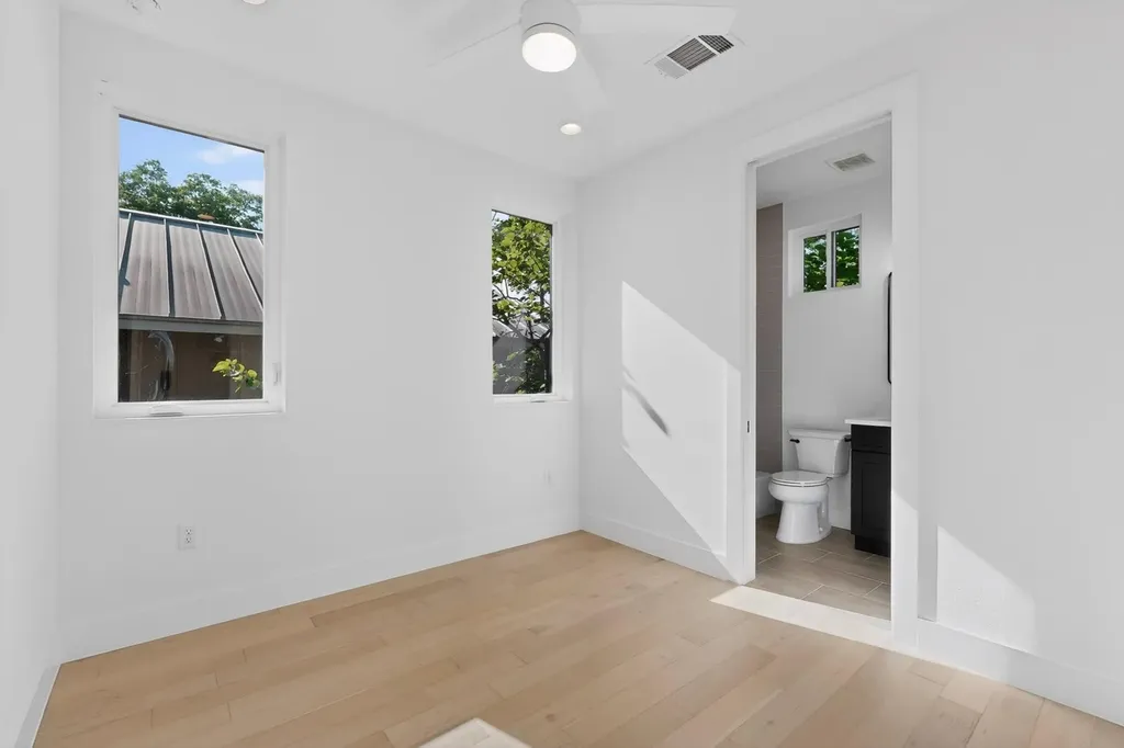 1708 Canterbury Street Austin TX 78702