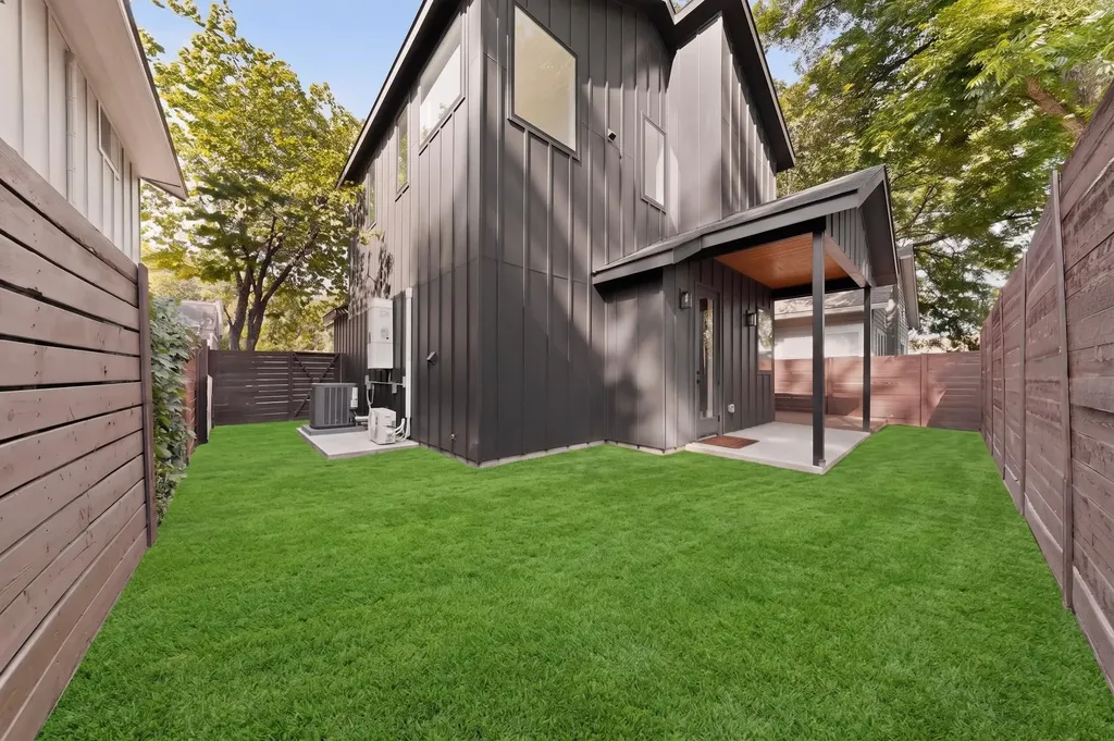 1708 Canterbury Street Austin TX 78702