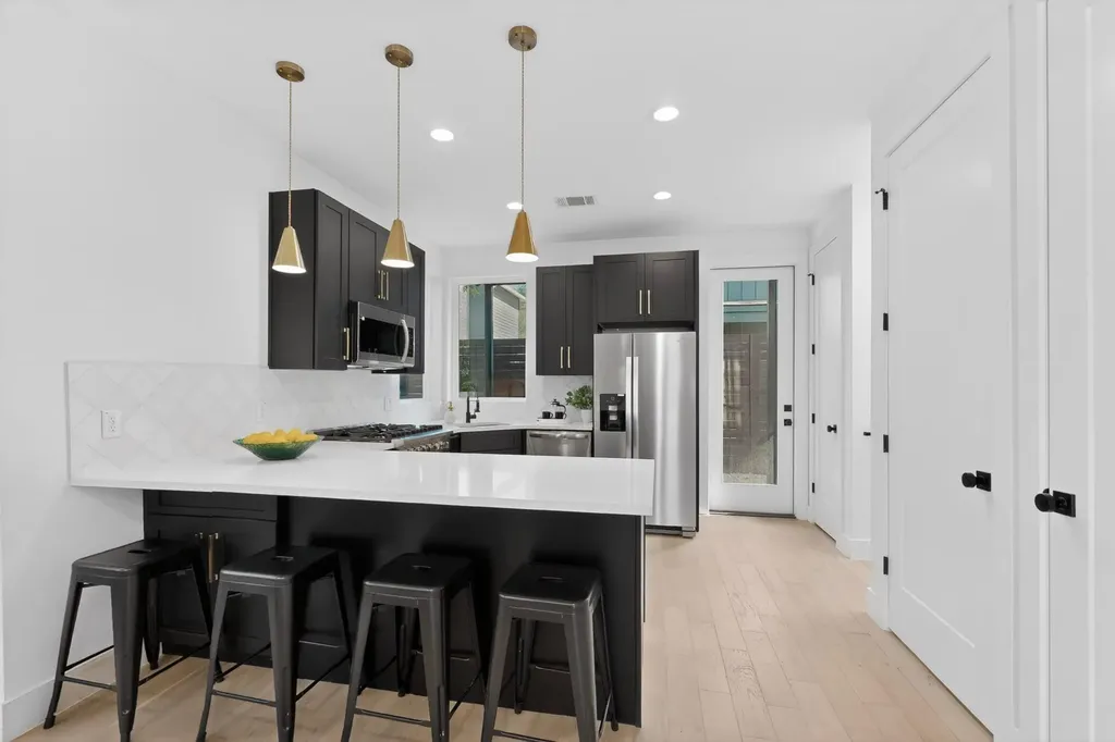 1708 Canterbury Street Austin TX 78702