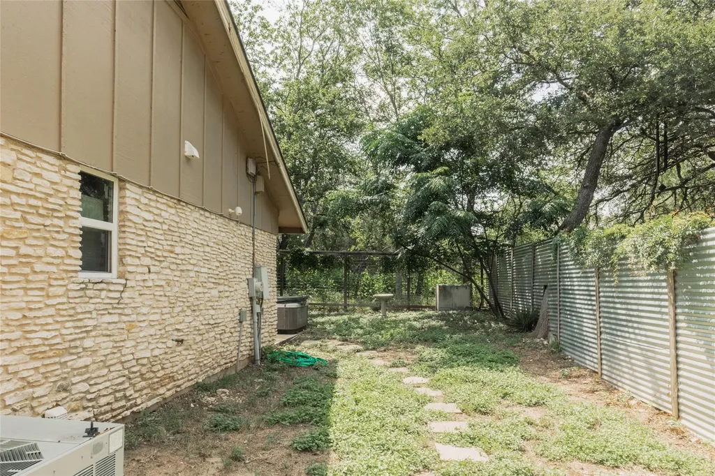 7308 Eganhill Drive Austin TX 78745