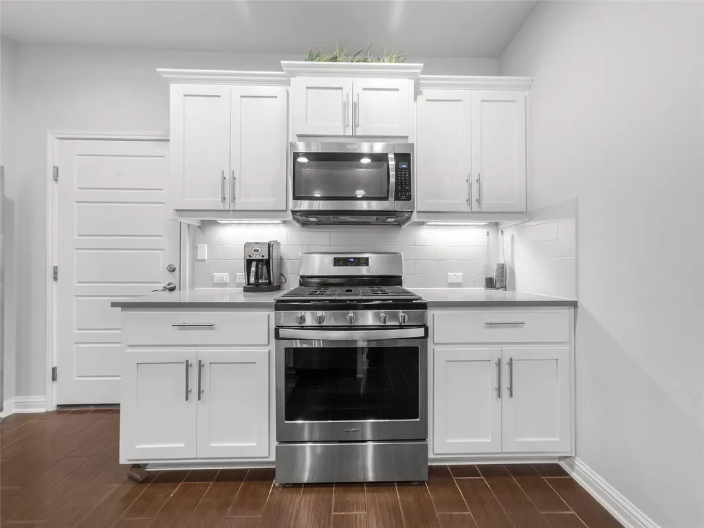 13800 Lyndhurst Street Austin TX 78717