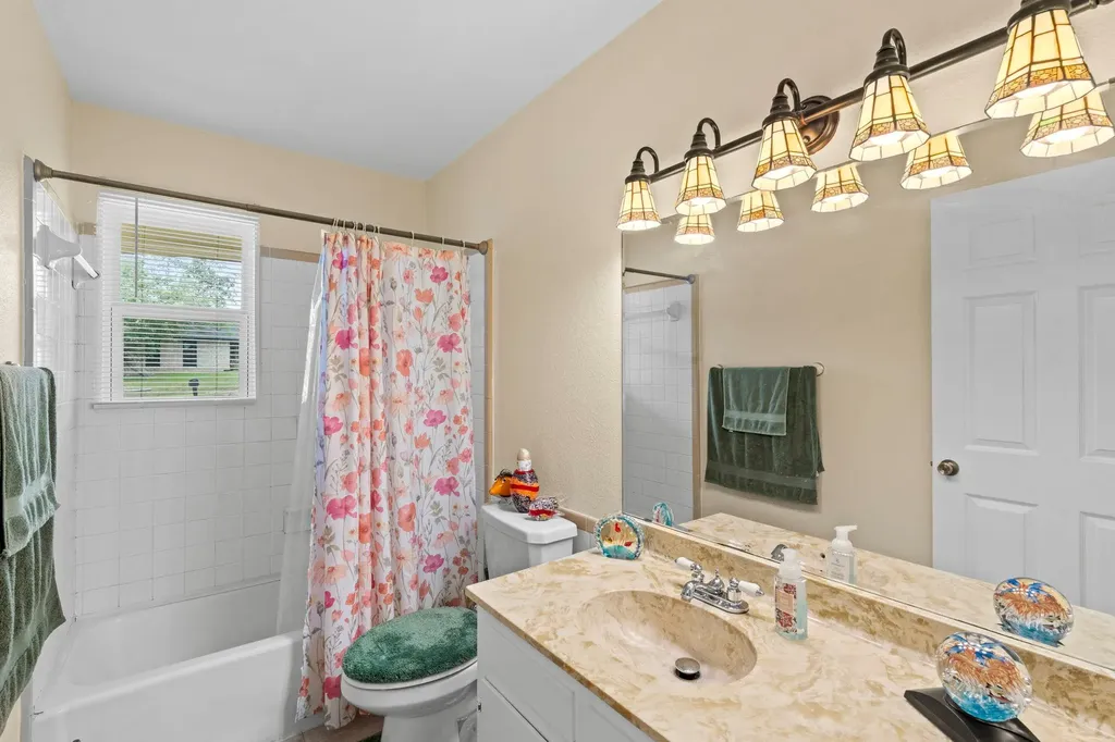 716 Buckingham Place Austin TX 78745