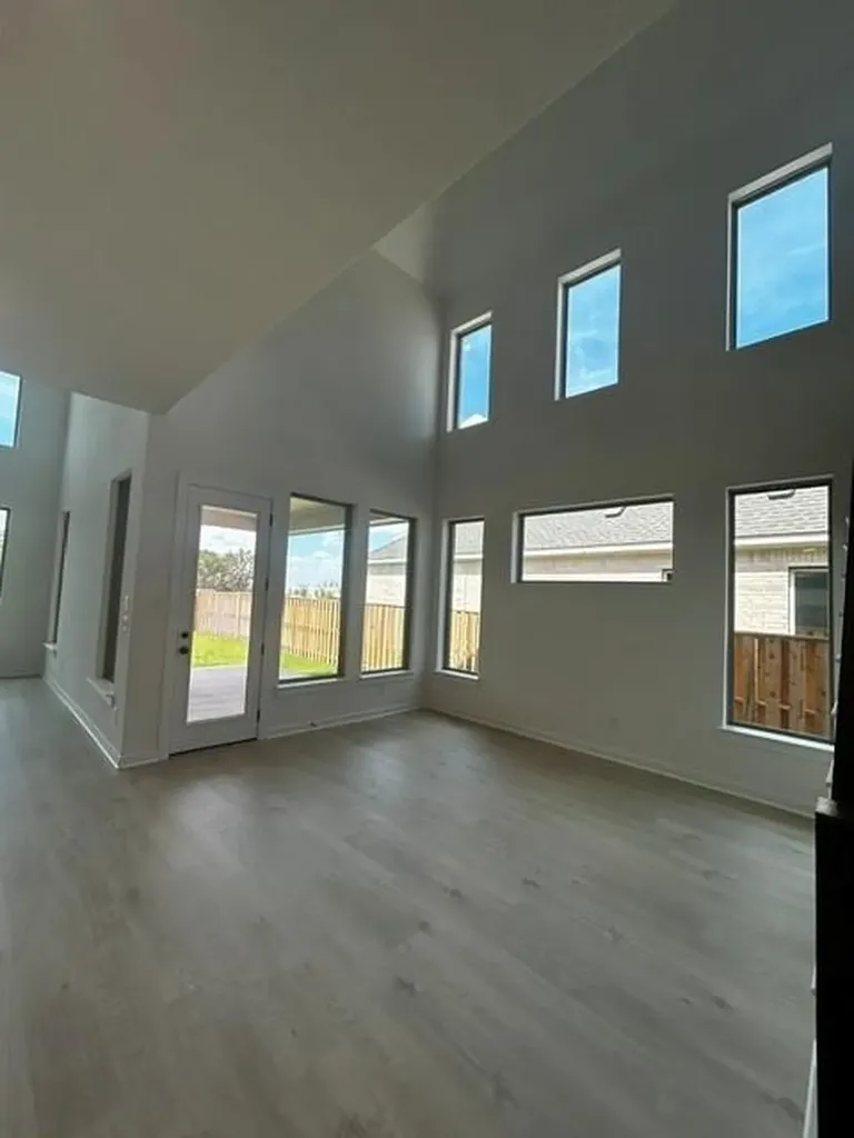 1117 Ellensburg Drive Georgetown TX 78633