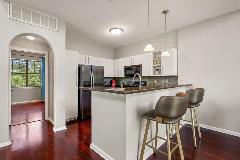 11203 Ranch Road 2222 Austin TX 78730