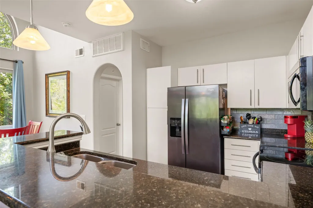 11203 Ranch Road 2222 Austin TX 78730