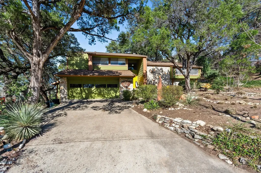 2600 Clear Cove Austin TX 78704