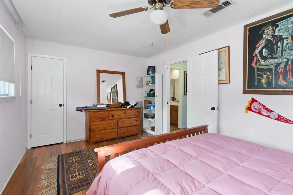2600 Clear Cove Austin TX 78704