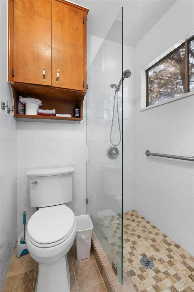 2600 Clear Cove Austin TX 78704