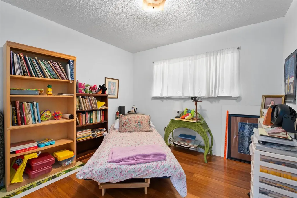 2600 Clear Cove Austin TX 78704