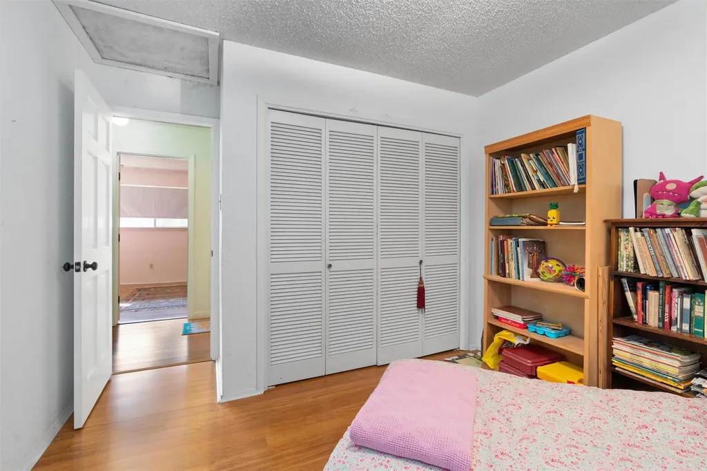 2600 Clear Cove Austin TX 78704
