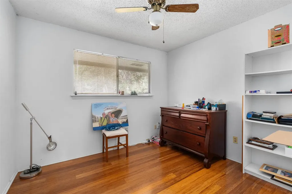 2600 Clear Cove Austin TX 78704