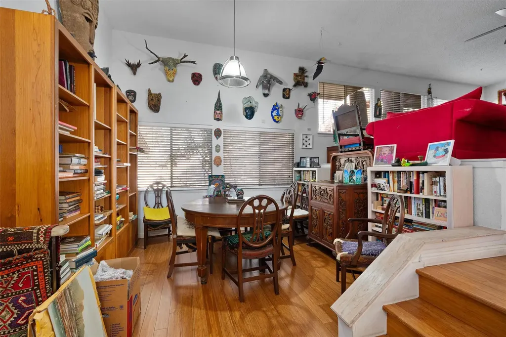 2600 Clear Cove Austin TX 78704