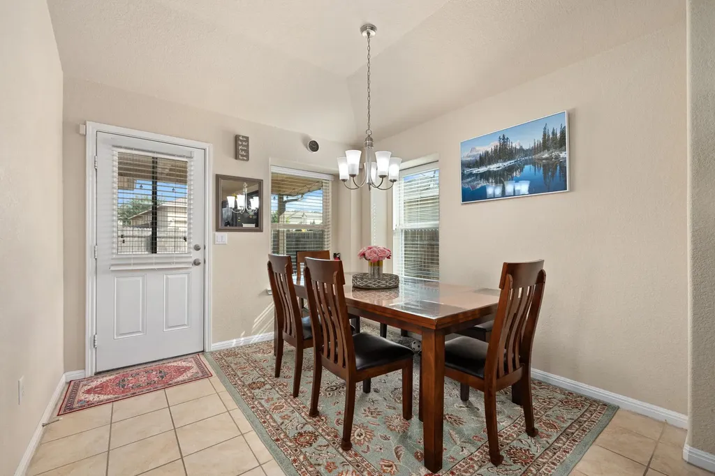 1405 Bess Cove Leander TX 78641