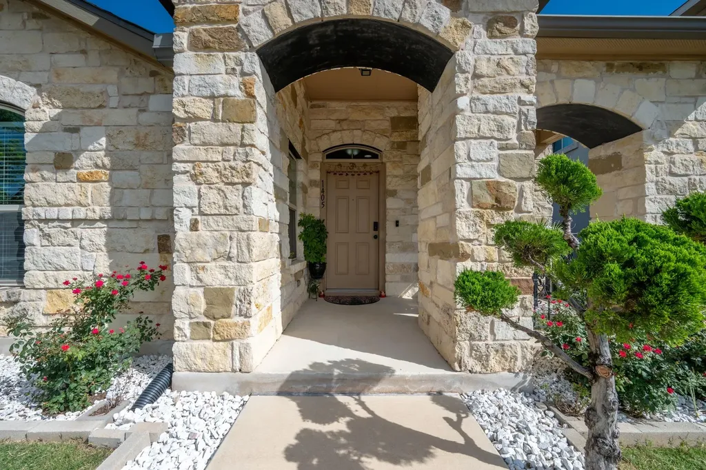 1405 Bess Cove Leander TX 78641