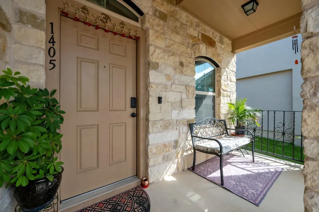 1405 Bess Cove Leander TX 78641