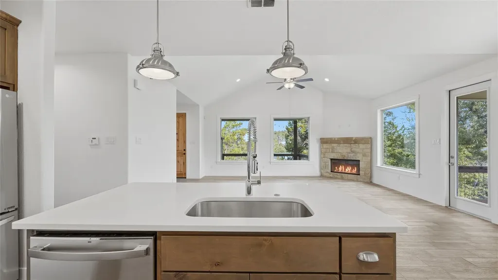 1039 Primrose Path Canyon Lake TX 78133