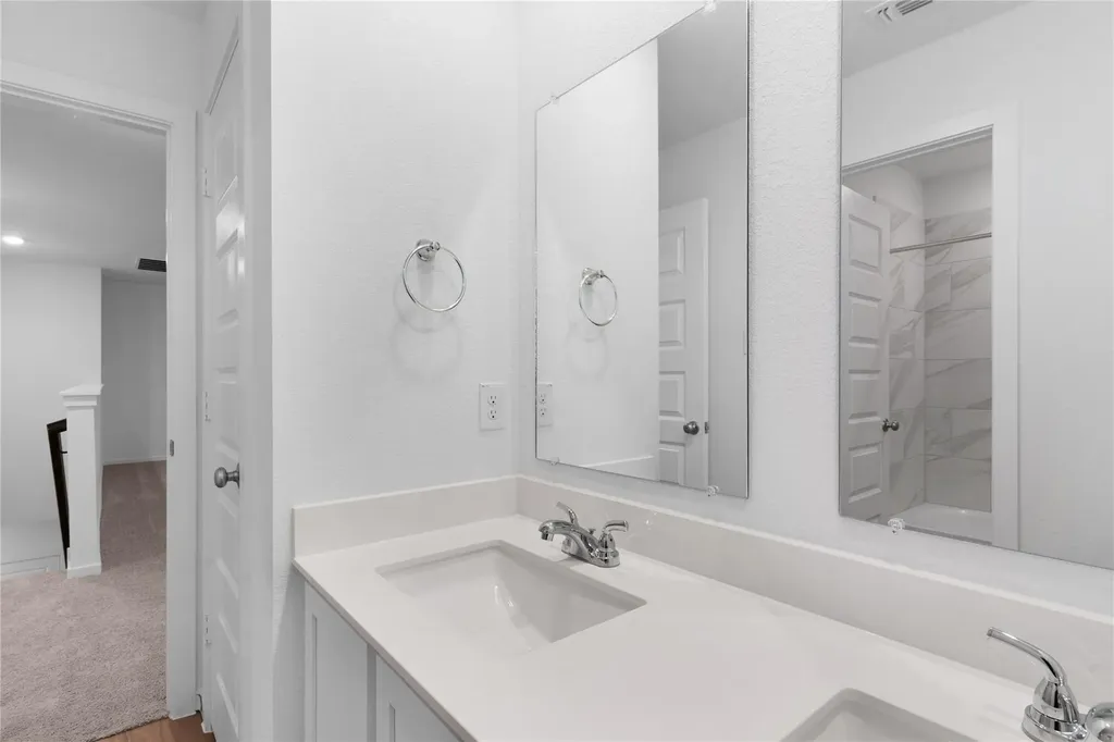25521 Flora Bella Lane Elgin TX 78621