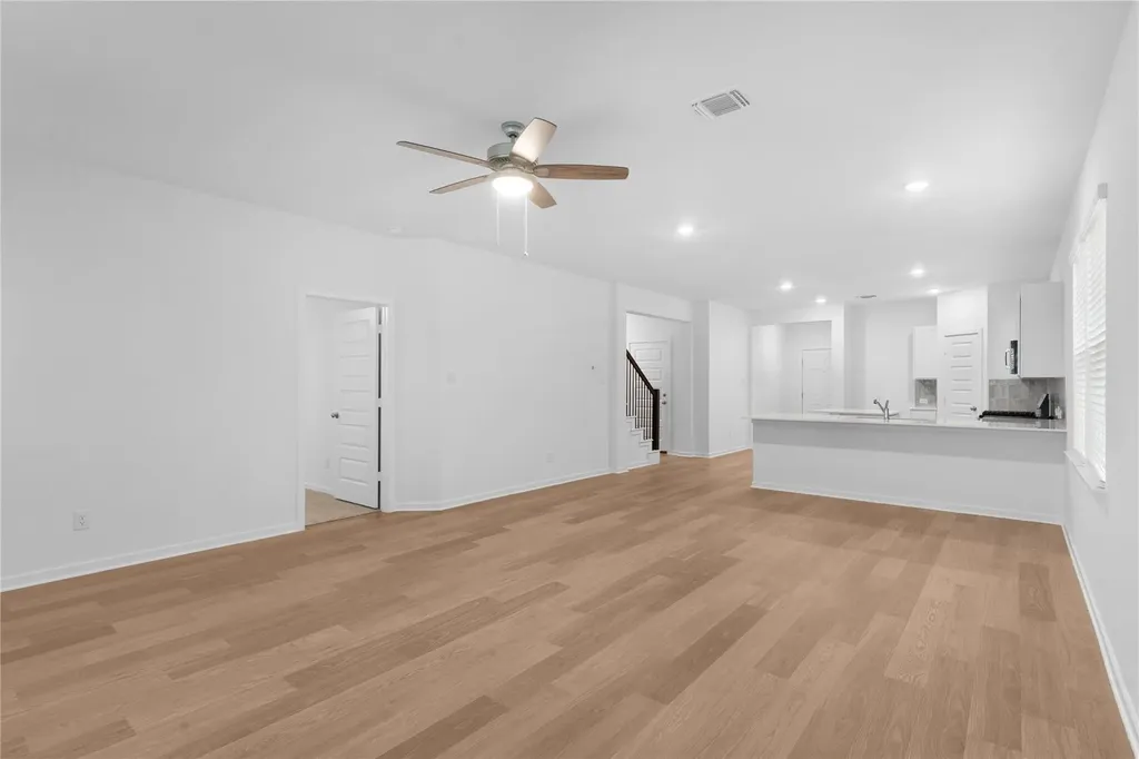 25521 Flora Bella Lane Elgin TX 78621
