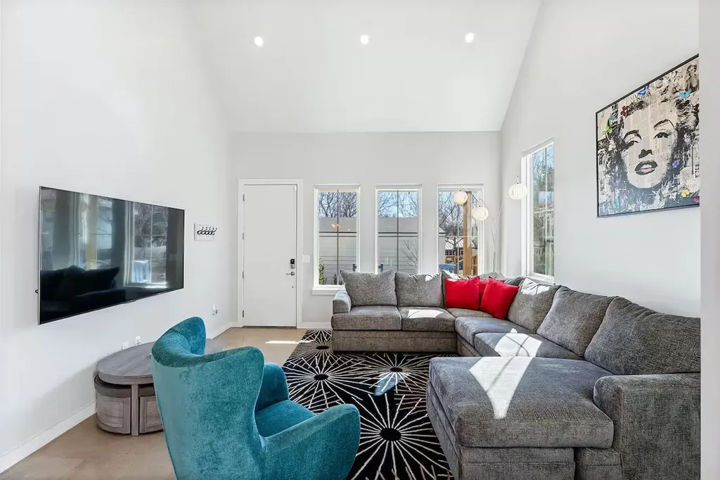 4314 Jinx Avenue Austin TX 78745