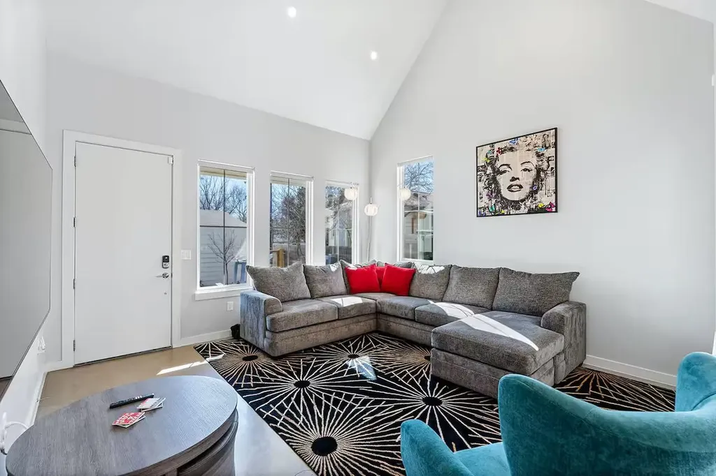 4314 Jinx Avenue Austin TX 78745