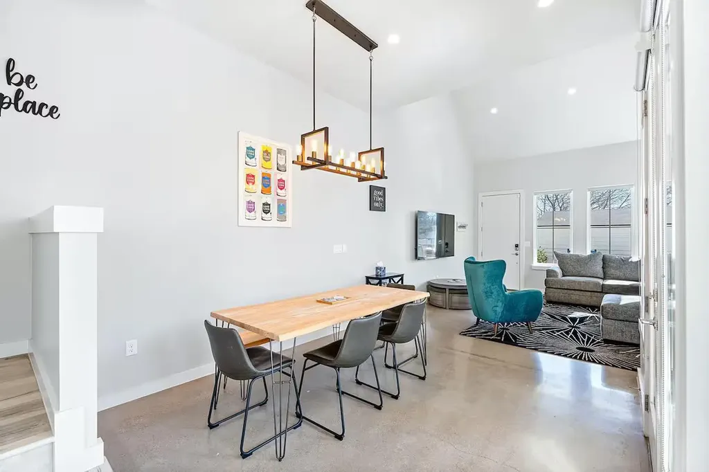 4314 Jinx Avenue Austin TX 78745