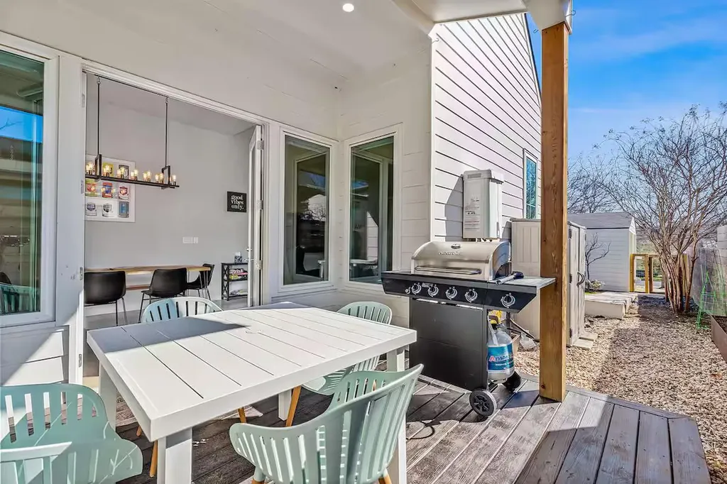 4314 Jinx Avenue Austin TX 78745