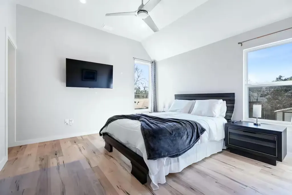 4314 Jinx Avenue Austin TX 78745