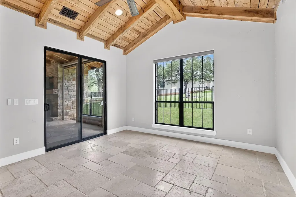 101 Fox Fur Horseshoe Bay TX 78657