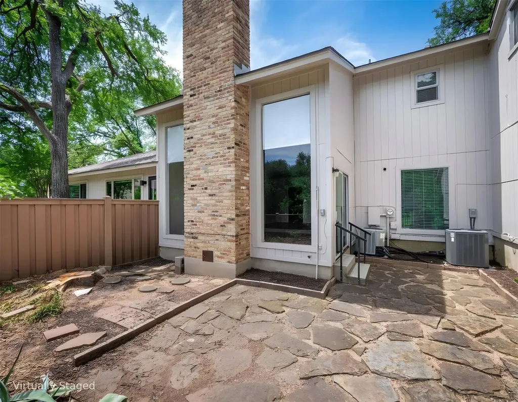 8350 Summerwood Drive Austin TX 78759