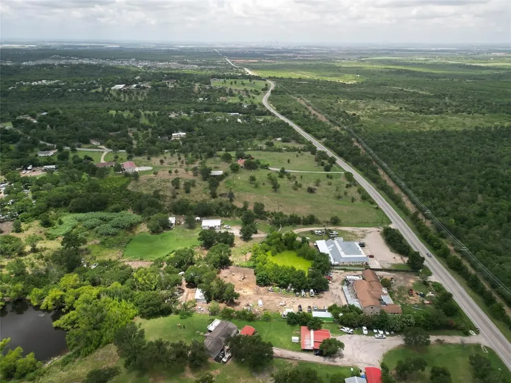 17101 Pearce Lane Del Valle TX 78617