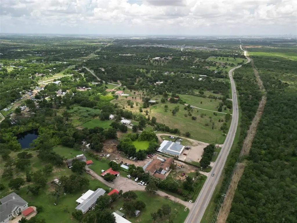 17101 Pearce Lane Del Valle TX 78617