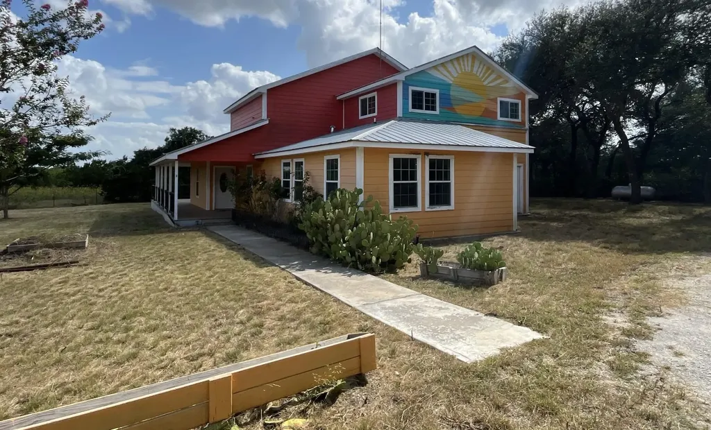 524 Rangeland Road Blanco TX 78606