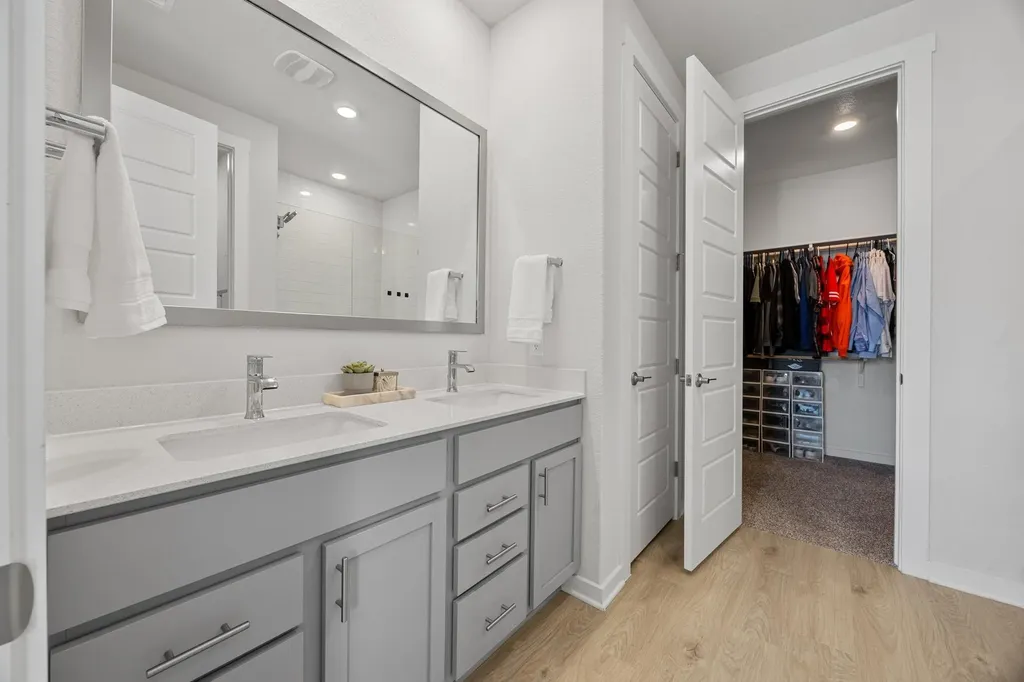 432 Tinto Street Leander TX 78641