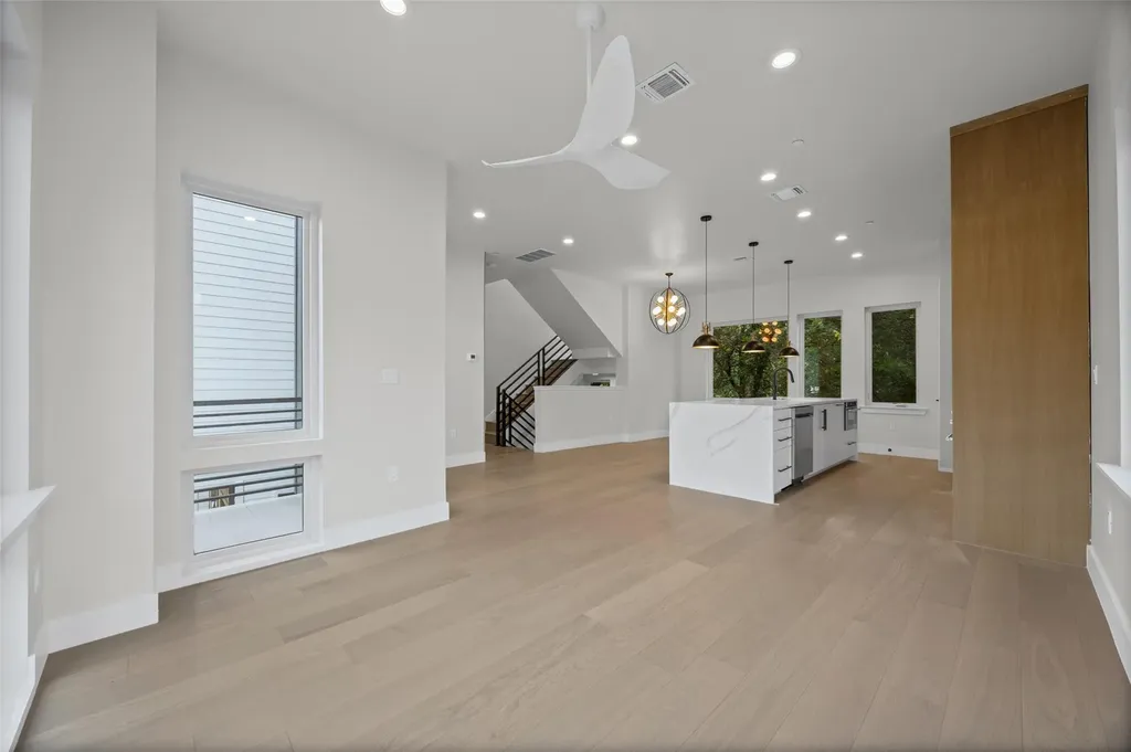 100 W Odell Street Austin TX 78752