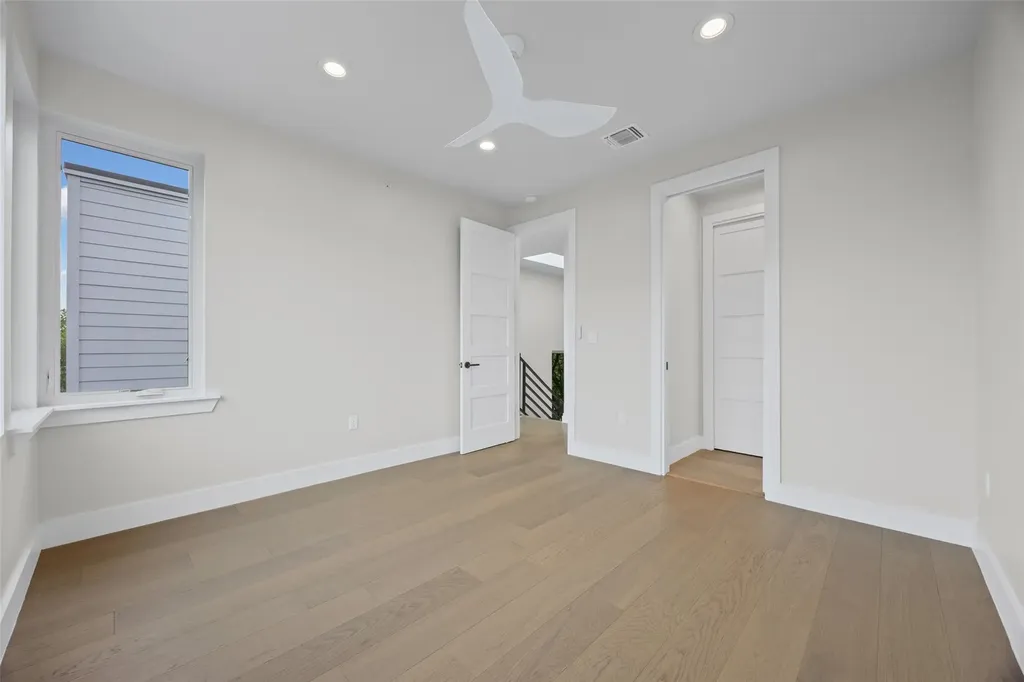 100 W Odell Street Austin TX 78752