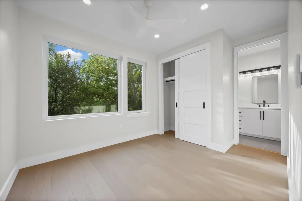 100 W Odell Street Austin TX 78752