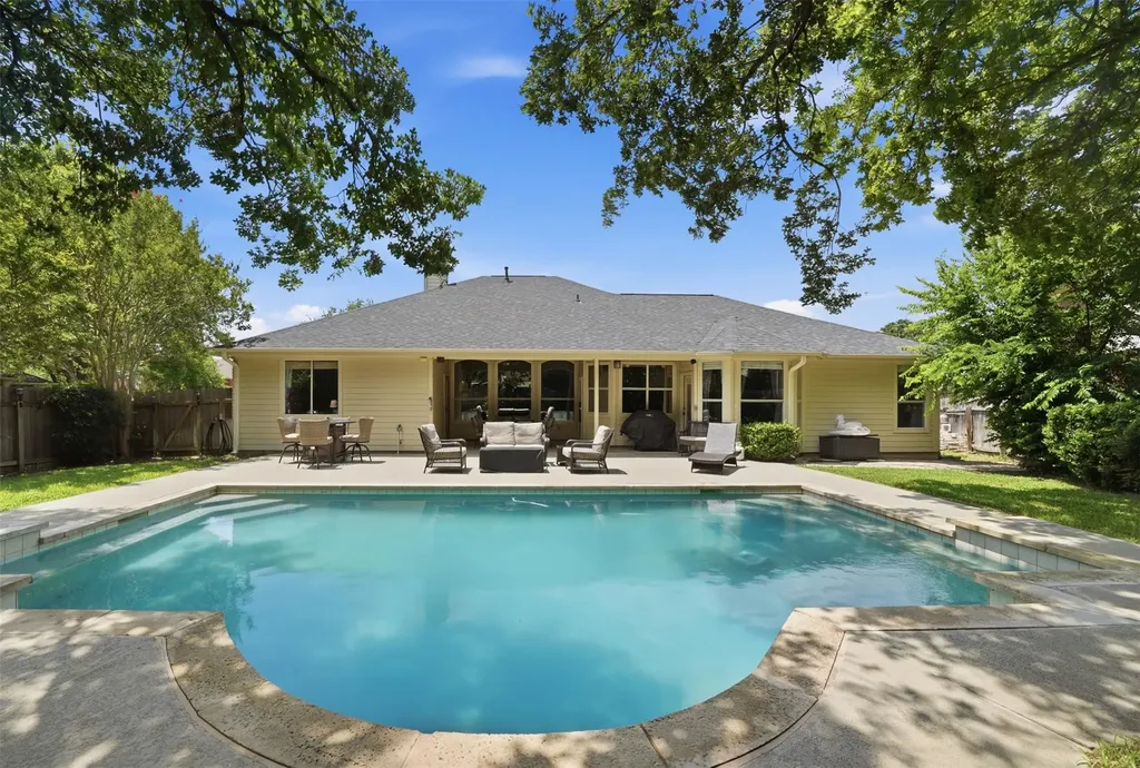 4022 Honey Bear Loop Round Rock TX 78681