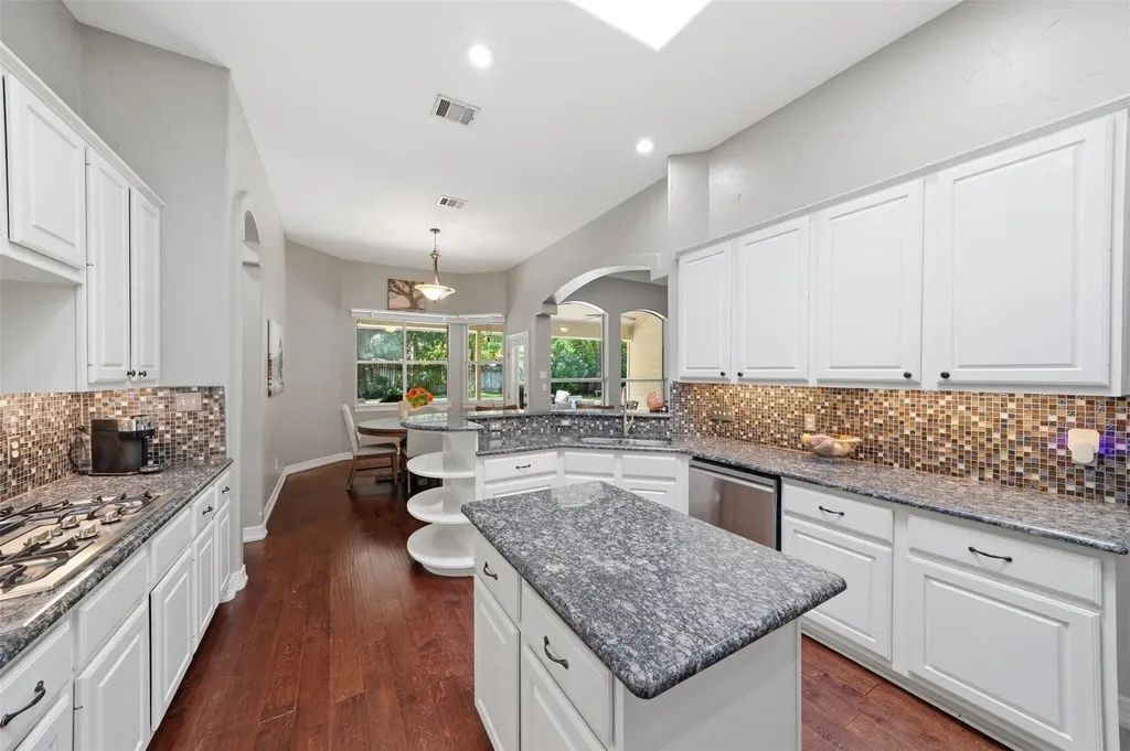 4022 Honey Bear Loop Round Rock TX 78681