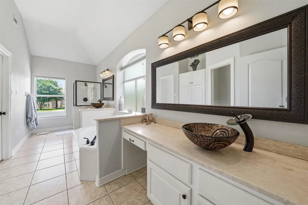 4022 Honey Bear Loop Round Rock TX 78681