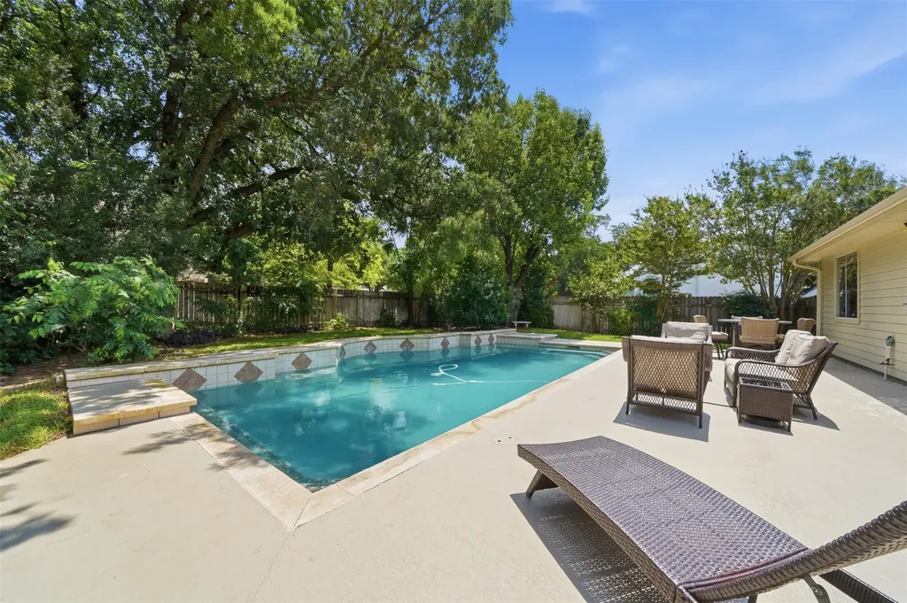 4022 Honey Bear Loop Round Rock TX 78681